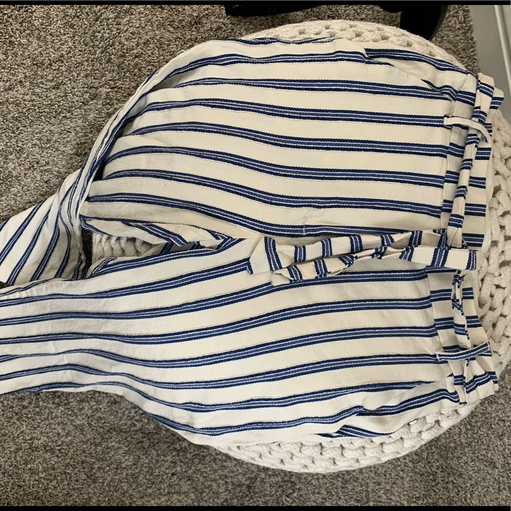 BCBG Striped Capri Tie Pant